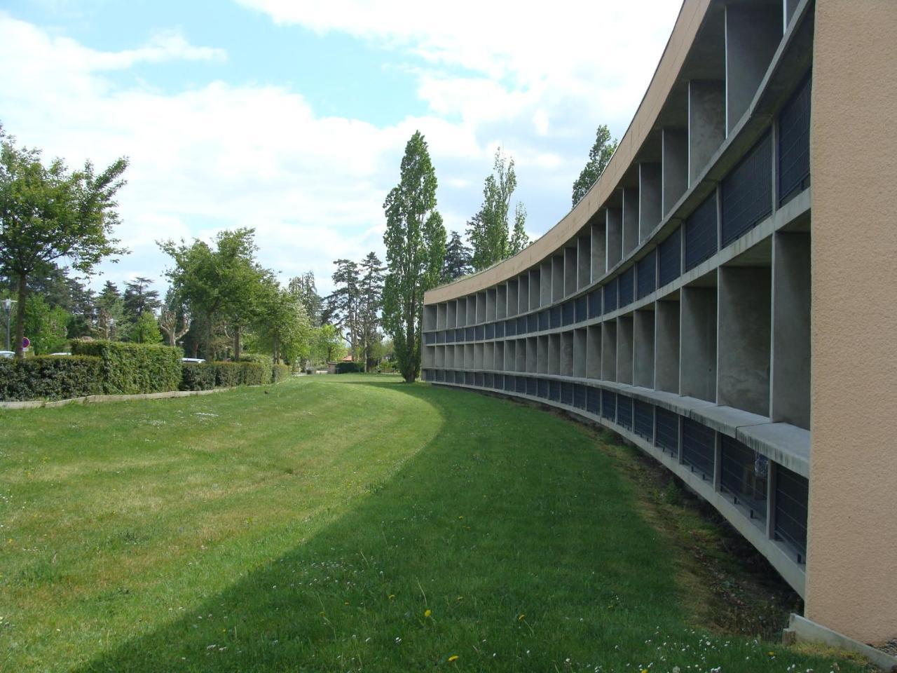 Hotel Restaurant Cirius Montrond-les-Bains Exterior photo